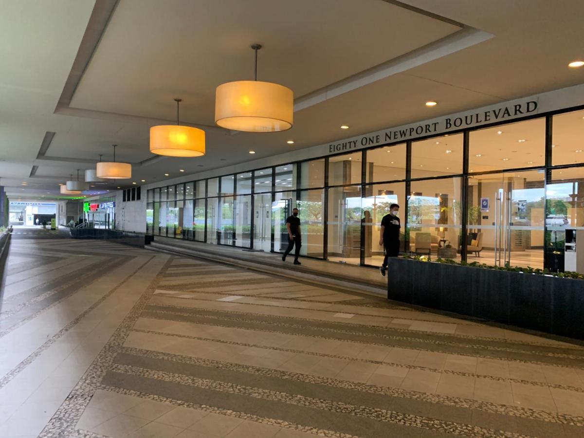 81 Newport Boulevard Cluster 4 - 8F Across Naia Airport, Terminal 3 Pasay Eksteriør bilde