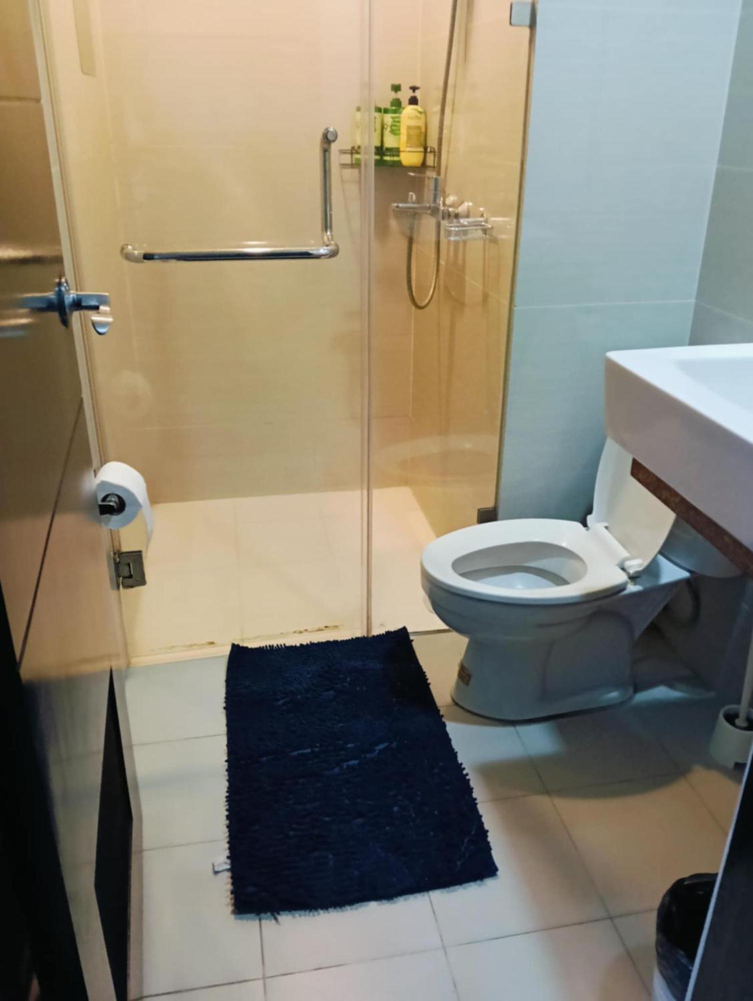 81 Newport Boulevard Cluster 4 - 8F Across Naia Airport, Terminal 3 Pasay Eksteriør bilde